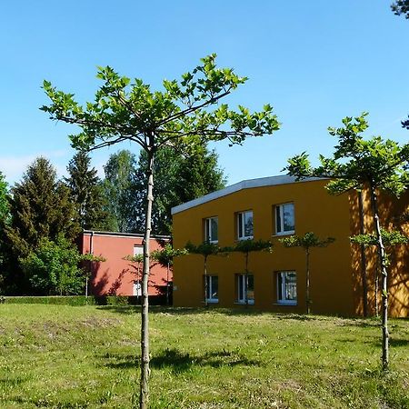 Hotel Kreuzbruchhof Burg Stargard Екстериор снимка