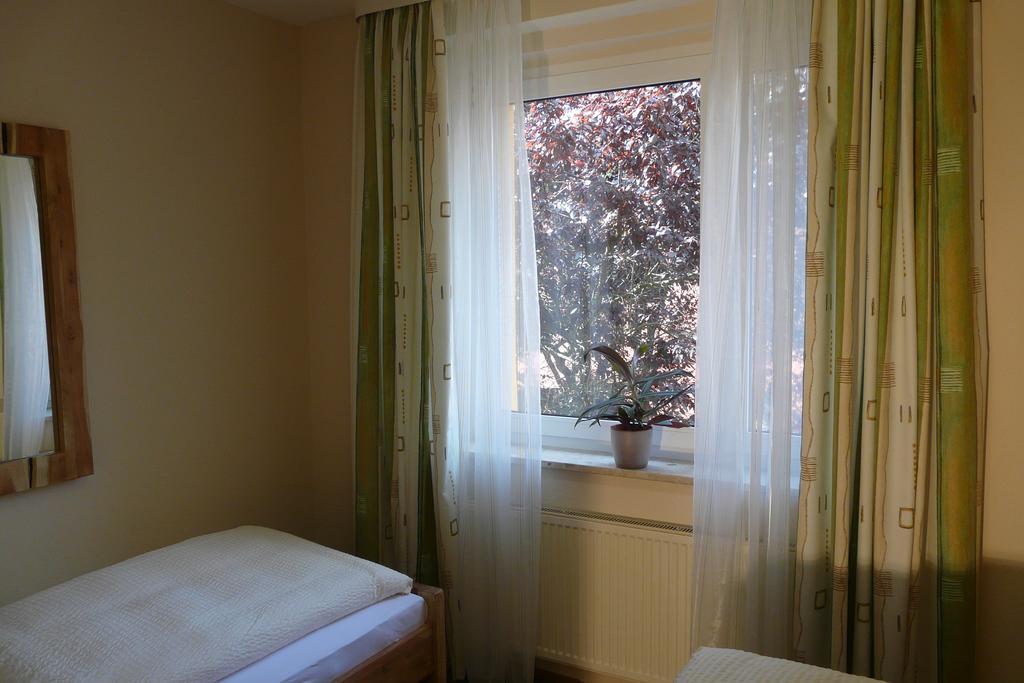 Hotel Kreuzbruchhof Burg Stargard Екстериор снимка